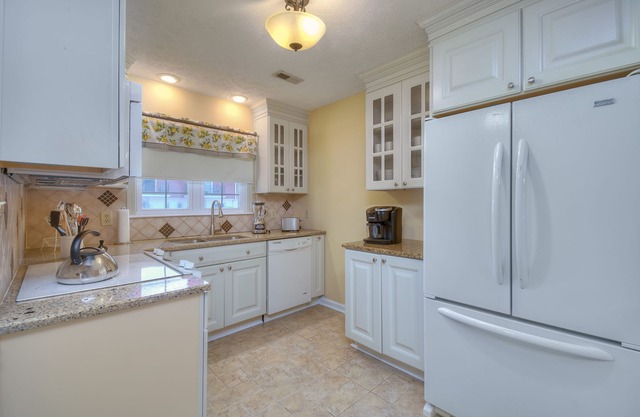 Cardinal Townhomes by Elliott Realty