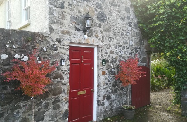 Carncairn West Wing, lovely private appartment