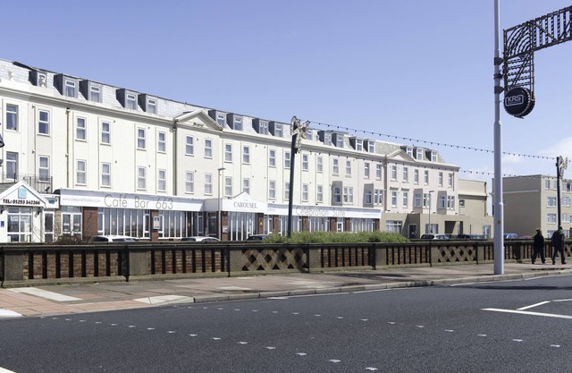 Carousel Hotel