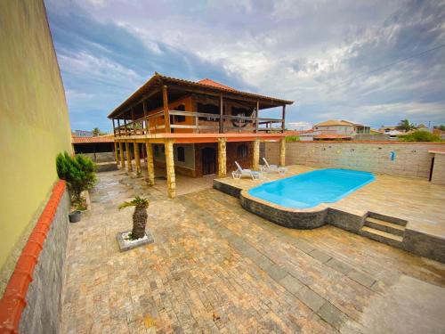 Casa à beira-mar com garagem