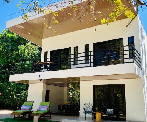 Casa Antema Tamarindo, maison luxe, piscine, jungle, yoga, gym