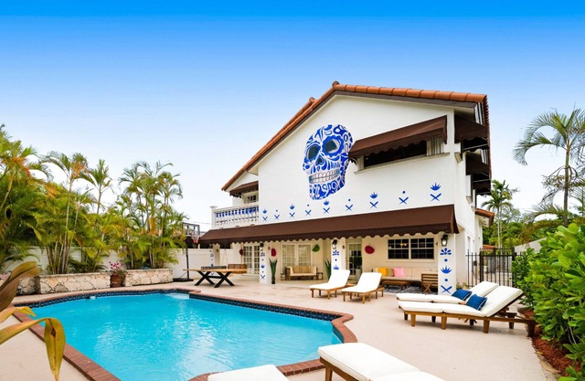 Casa Azul 5BR 3BA