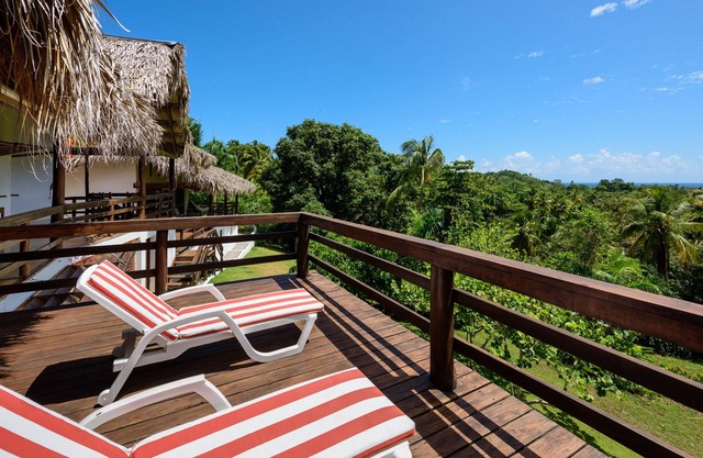 Casa Bamboulita - 5 bedroom villa with sea views in the middle of nature