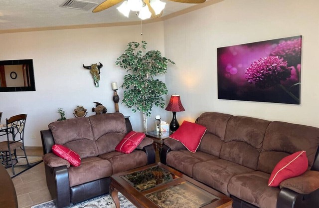 Casa Blanca C 403 · Family Friendly - Close to the Beach - Pups Welcome