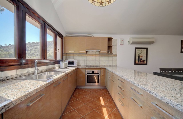 Casa Bonita, a lovely apartment nestled in the lush Acedia Valley