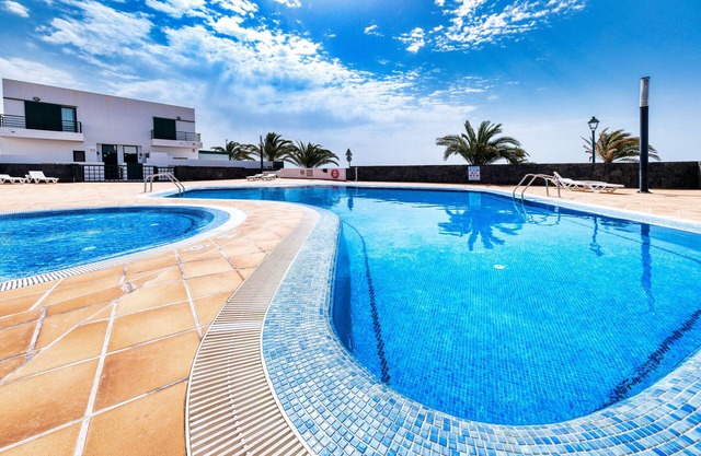 Casa Costa Esmeralda