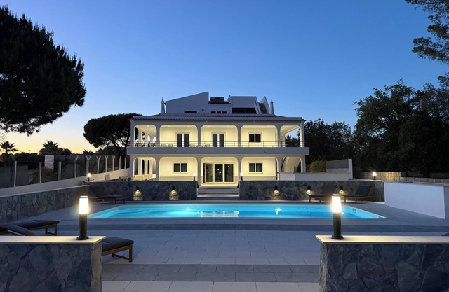 Casa Da Cisterna A Luxury 7 bedroom Villa in Alvor