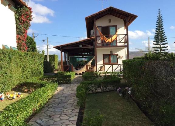 Casa de Luxo com 3 Suites no Condominio Horizonte da Serra 1 em Gravatá