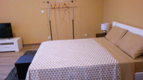 Casa do Carvoeiro II-GOOD AND CHEAP!