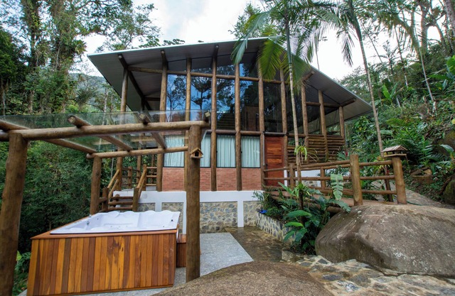 Casa do Lenhador, Durma ao som da Cachoeira!