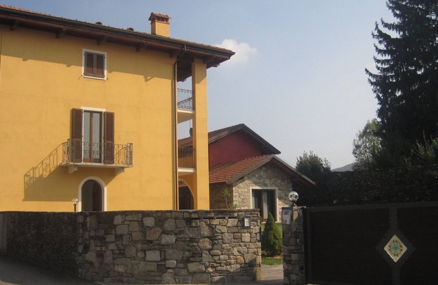 CASA DOLCE CASA BETWEEN LAKE ORTA AND LAKE MAGGIORE