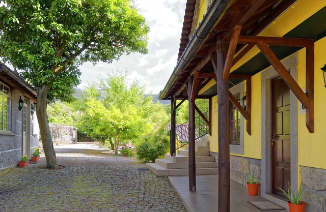 Casa dos Padres: rest in the village