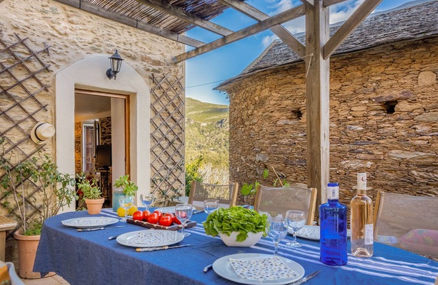 Casa Eleana, charming house with terrace overlooking Orneto Tower (15th century)