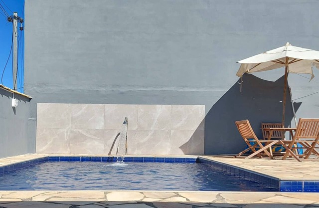 Casa em Rio das Ostras com piscina perto da praia