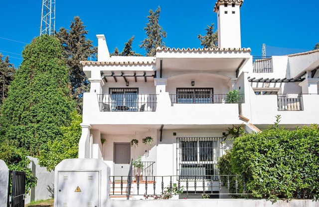 Casa Esquina -Lovely 4bd townhouse in Los Naranjos