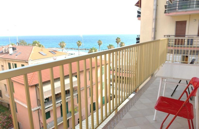 CASA FRONTE MARE
