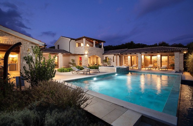 Casa Ginetto near Pula with 45 m2 and extra kids pool, wellness area and game & grill lounge