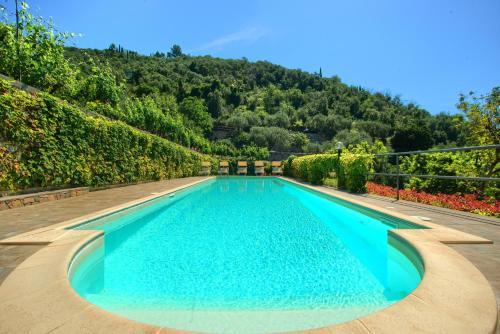 Casa immersa nella natura con piscina AC e wifi 2