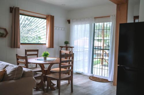 Casa Jaguar - Beach Walk Bungalows