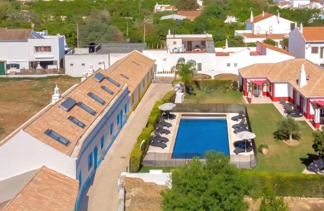 Casa Mértola T1 by YHA
