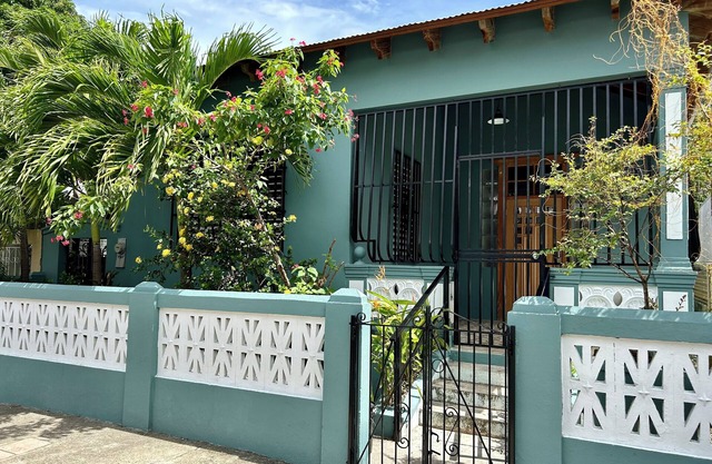Casa M - Downtown Caribbean Home