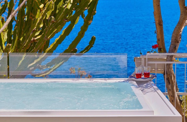 Casa Mamà sea view with direct access to the beach