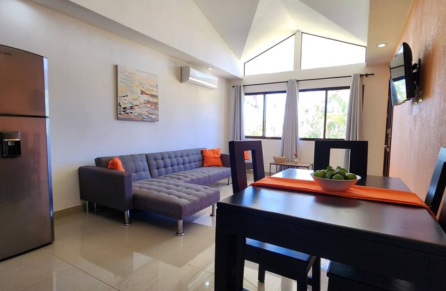 Casa Naranja - Costa Rica Jungle Villa | 3 Swimming Pools!