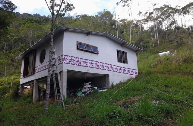 Casa Nova e Aconchegante na Mata Atlântica com Piscina Natural Próxima