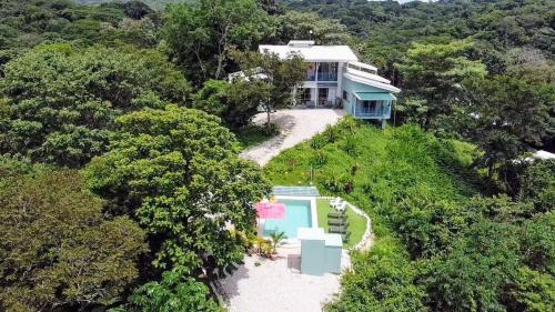 Casa Nube, 3 mins to beaches