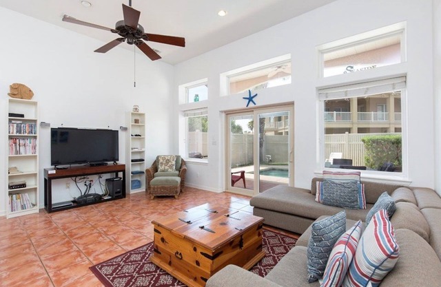 Casa Picasso 3 BR Home with Private Pool