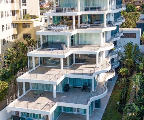 Casa Playa No 5 Modern Off Grid Beach Apartment