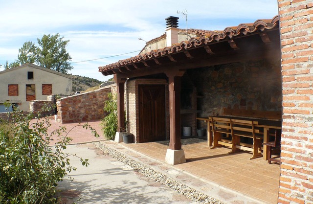 Casa rural La Chimenea de Soria I and II * in the environment Cañon de Rio Lobos