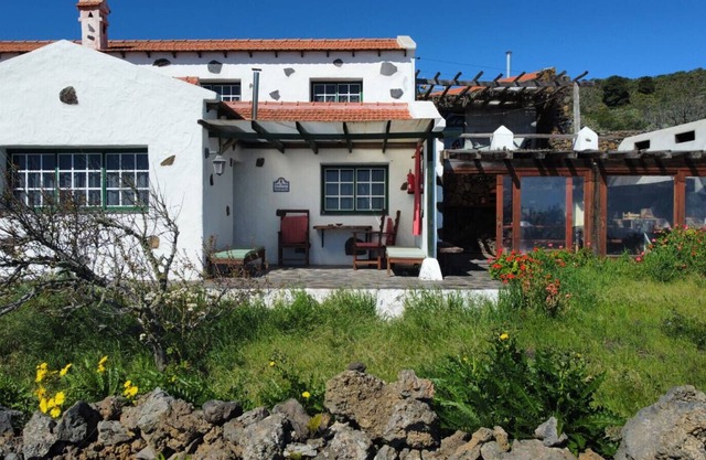 Casa rural, terraza BBQ y excelentes vistas al Mar