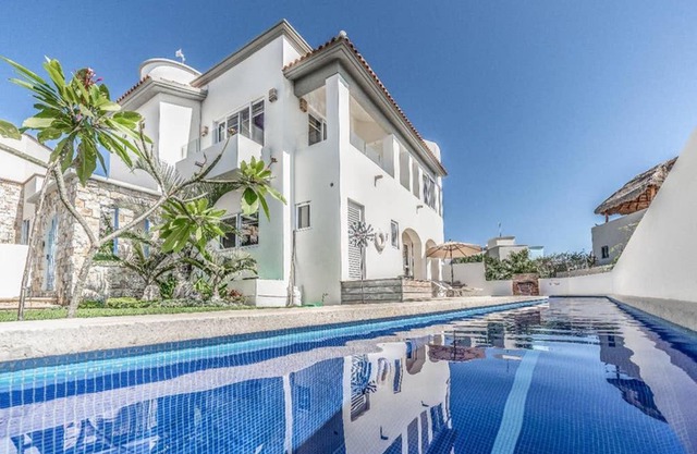 Casa Santosha
