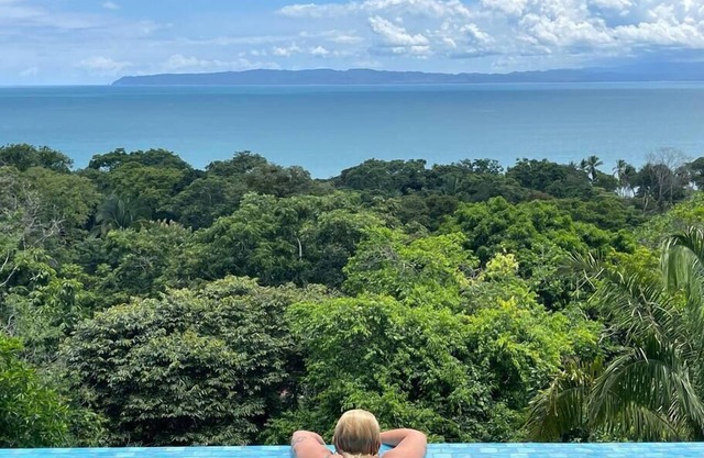 Casa Siempre Olas, New luxury home in Pilon Costa Rica