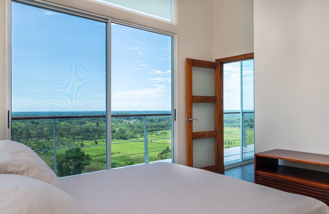 CASA SOL OCEAN VIEW & POOL