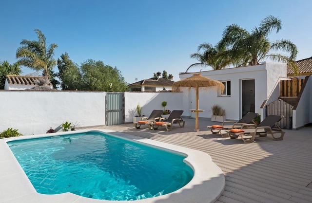 Casa Villanueva 1 -sólo Familias