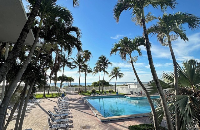 Casablanca Miami Beach