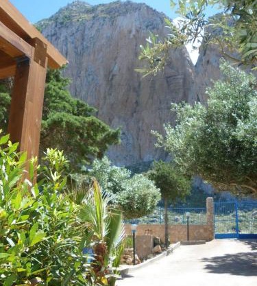 CASE PUNTA MONACO by Trerose Properties con wi-fi e posto auto privato gratuito