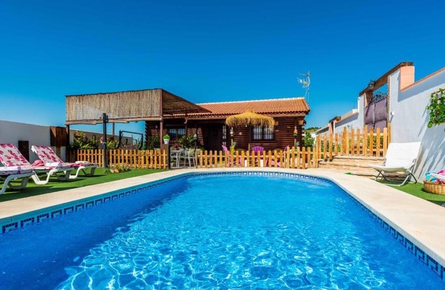Casita de Madera Ardales by Ruralidays
