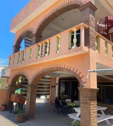 Casitas Las Palmas - Mother of Pearl