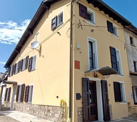 Castellato Country House