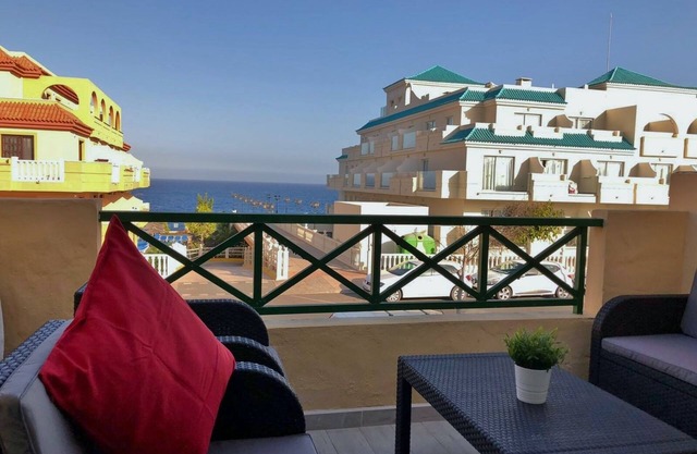 Castillo Mar luxury Sea View Duplex 300mb WIFI, fully Vv registered.