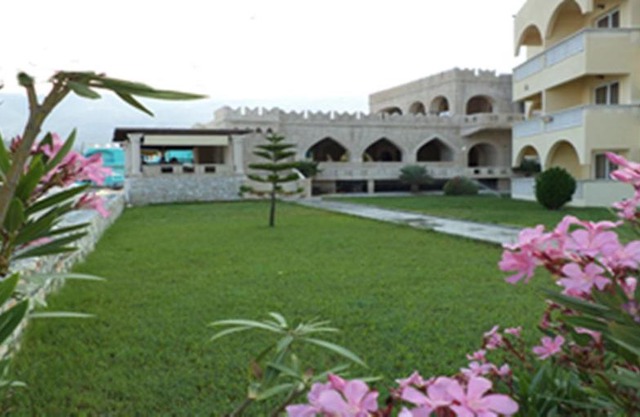 Castle Hotel