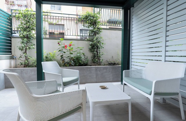 CATANIA E DINTORNI LIVING ROOMS