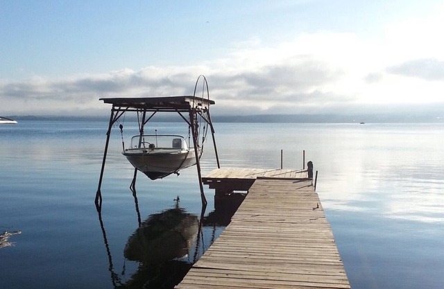 Cayuga Lake - Easy access to water and wine - French cottage themed