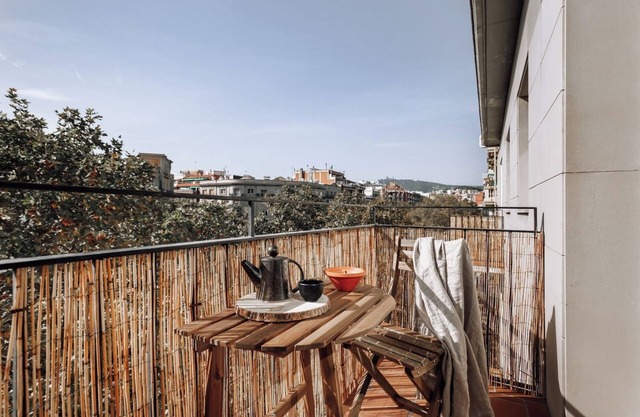 Cazalla - 2 bedrooms and office in Gràcia