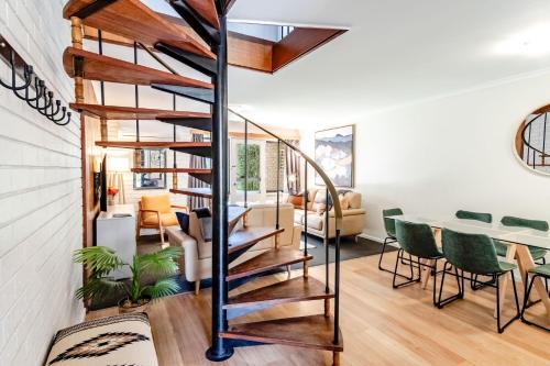 Cedar Holiday Units - Apartment 4