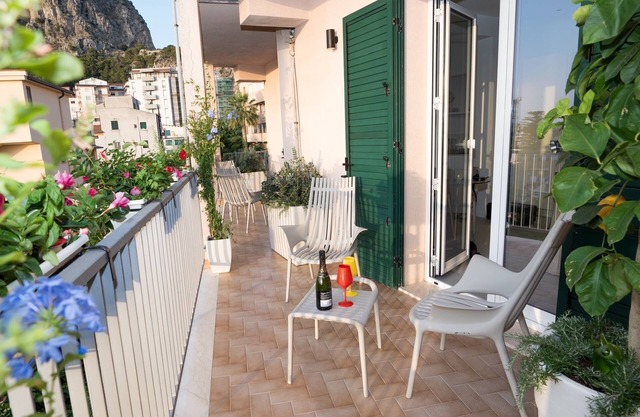 Cefalù Luxury Suite