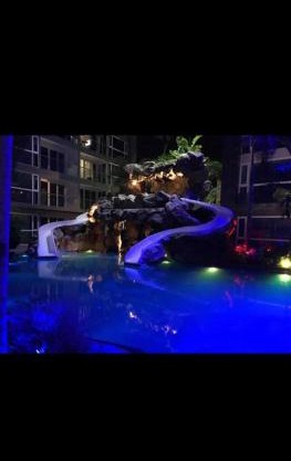 Centara avenue residences